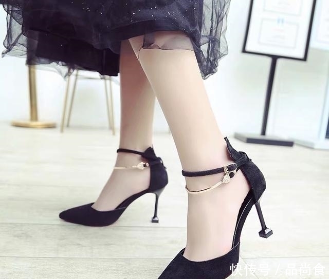 今夏约会穿这几双细跟凉鞋,精致高级又百搭,轻松俘获男神心