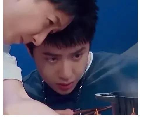 颁奖典礼|说说王一博的人缘