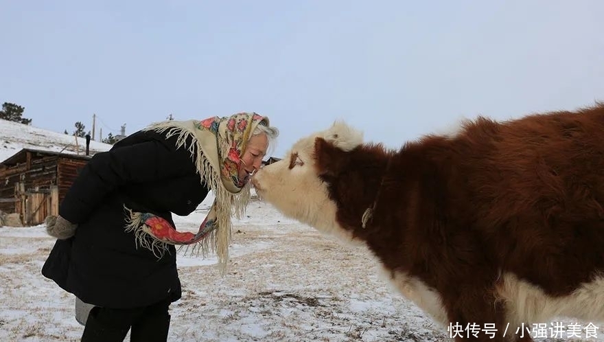 老年|80岁奶奶独居贝加尔湖畔，零下40℃，出门靠溜冰，喝水靠凿冰，网友：是个狠人！