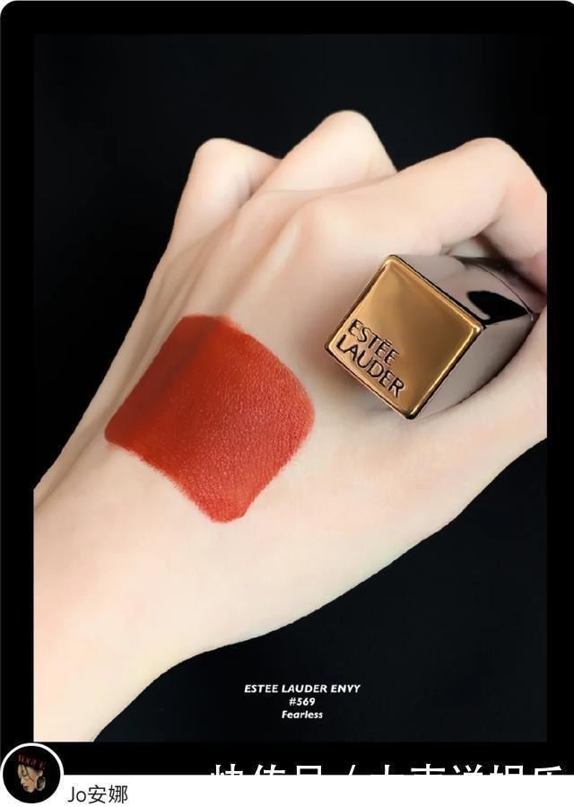 小姐姐|9大品牌冬季新品口红试色!雅诗兰黛569炸了!焦糖辣椒太显白