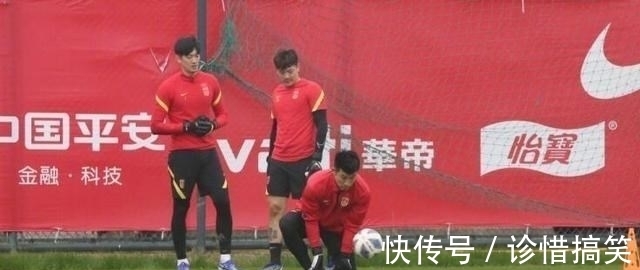 国足|李霄鹏选人或有变化，多名老将或重返国足，于汉超郜林在列！