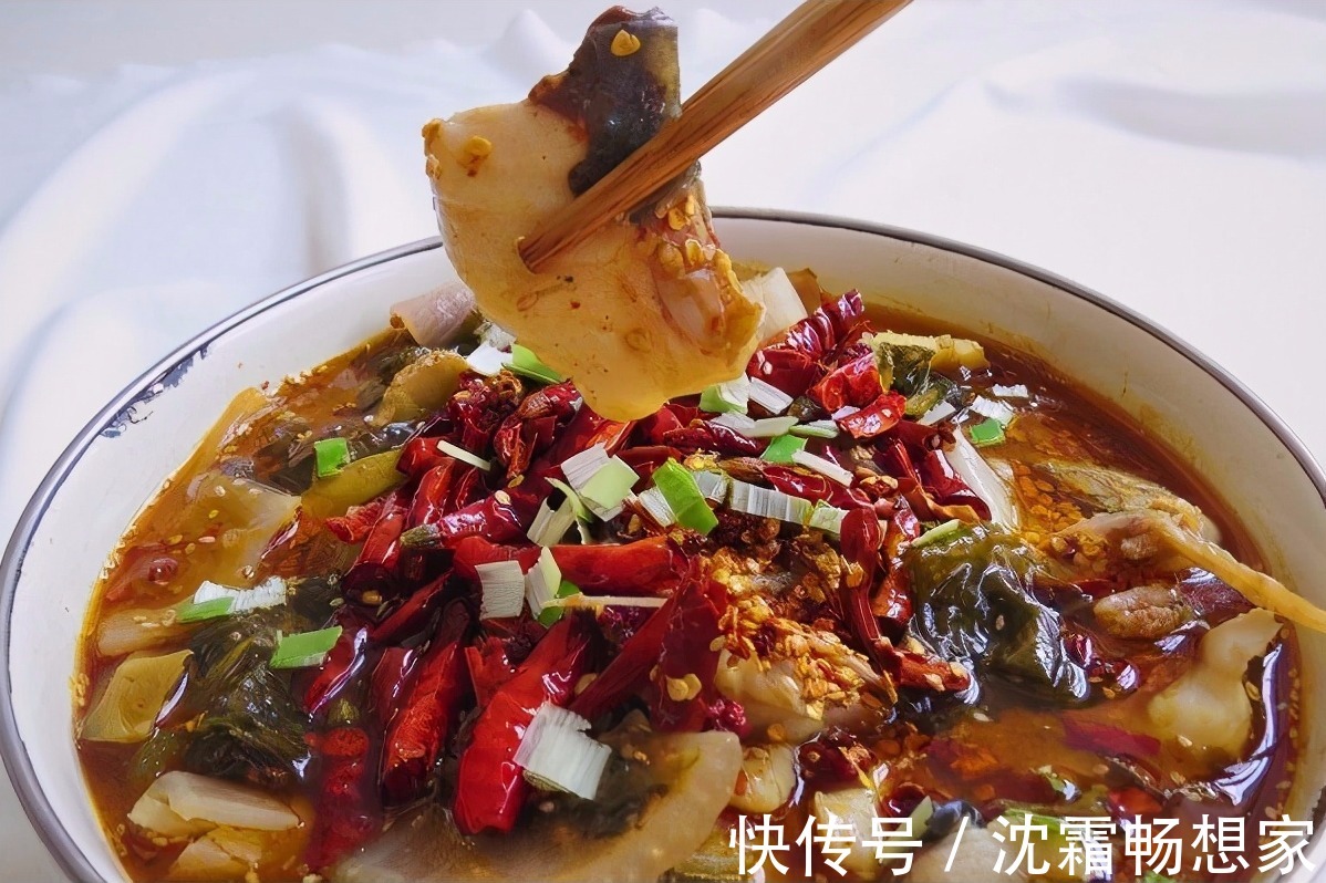 鱼片|女性担心早衰老,推荐3种美食,润肤养颜,延缓衰老!
