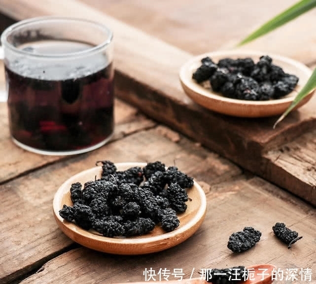 不管抽不抽烟,男人一旦上年纪,要常吃这类食物,腰腿有劲不显老