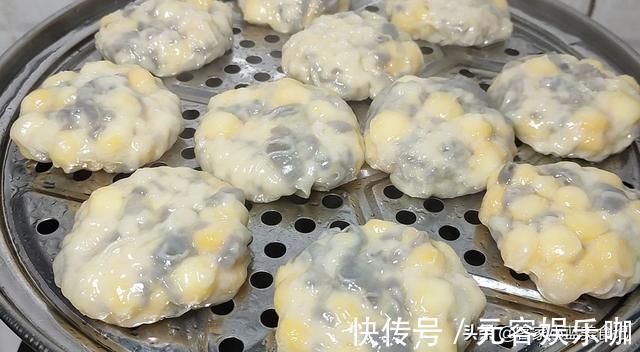 玉米|粤式早茶必点玉米饼，在家做每个才3毛钱，比包饺子简单又超好吃