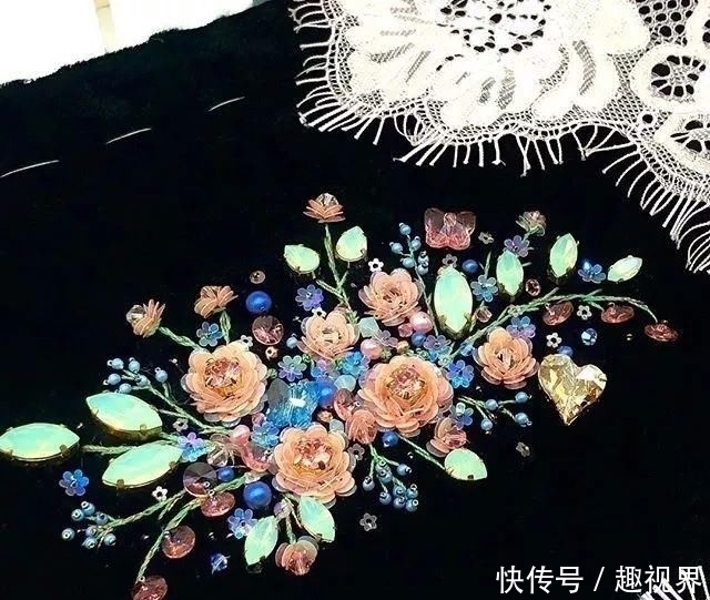  衣裤|旧衣裤都闲置了，不如用亮片来一场改造吧