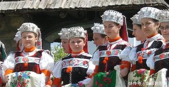 西方|匈奴人后裔去了哪此国最多,却不承认,西方一国开心了我才是!