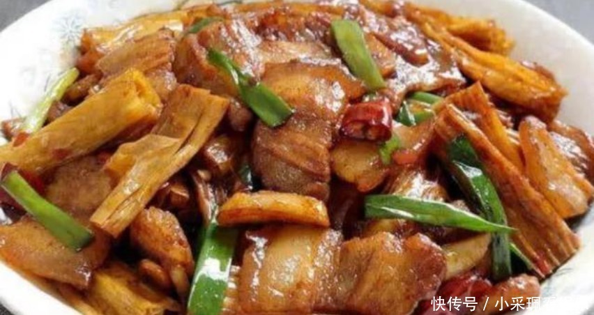 腐竹炒肉，有菜有肉，味道超级棒！