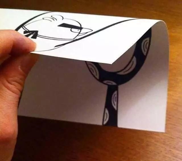 歪果仁@歪果仁脑洞大开,把一张A4纸玩成这样,进来膜拜!!