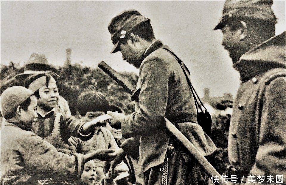 喜欢|抗战期间，日军为何喜欢给小孩子糖吃？背后暗藏阴谋