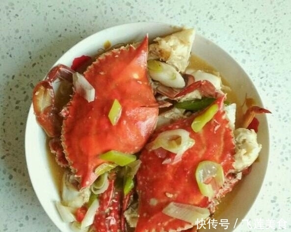 倒入|遇到这种蟹,再贵也要买,不能手软,吃起来比鱼虾更营养,更鲜嫩