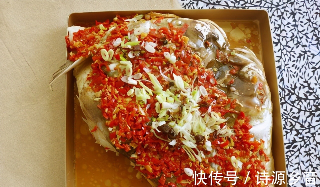 开胃|剁椒搭配鱼头,麻辣过瘾,但是特别开胃!