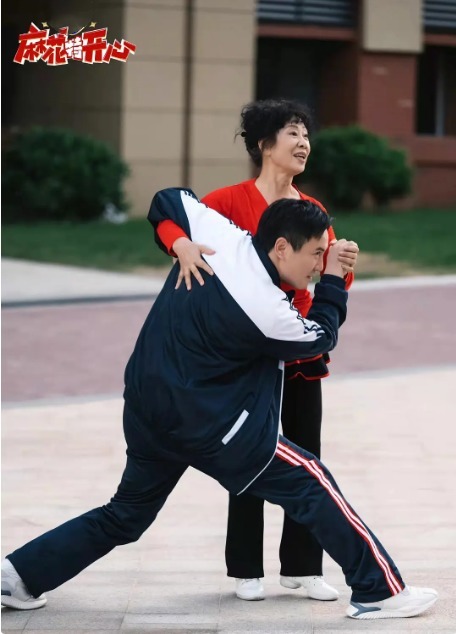 综艺界的王者沈腾,终于碰到难题了,被几个小学生问题弄尴尬了