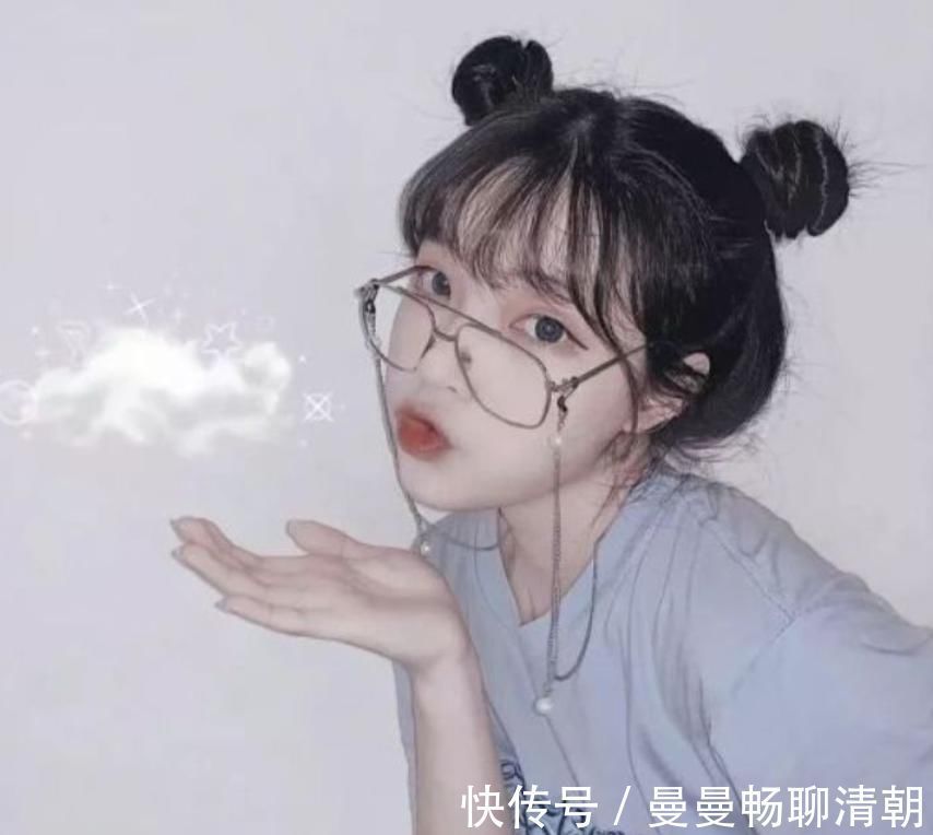高度近视|女孩子喜欢戴“圆框眼镜”?00后注意了,这3种人戴上纯属拉低颜值