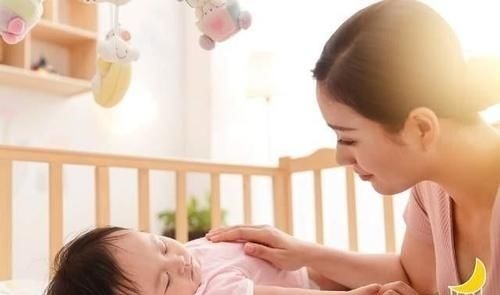 作息|宝宝作息时间乱,半夜哭?育儿专家7点之前叫醒娃