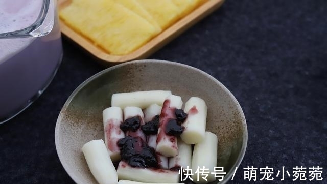 给孩子准备早餐，我20分钟就端出来8样，婆婆摇头孩子欢喜