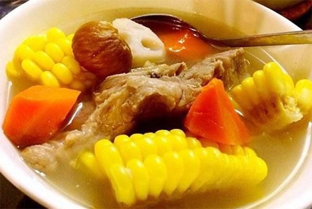 小蛮腰|招牌滋补汤，补钙补铁全面补充，老人小孩都受益，一锅不够喝