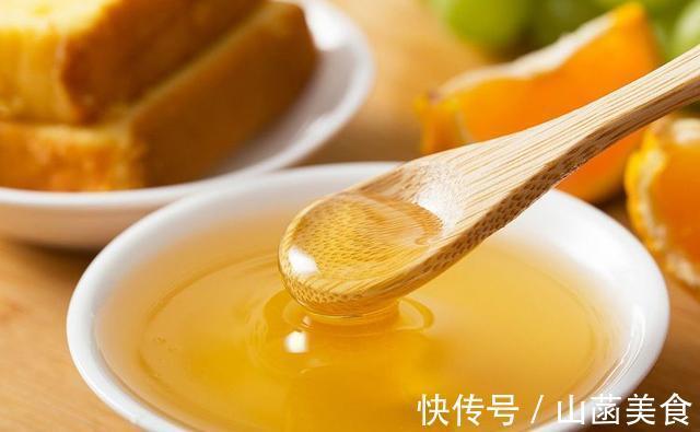 奇异果|失眠“最怕”这5种食物，每天吃几口，倒头就睡，睡的比猪都香