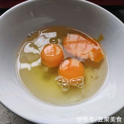 莴笋|简单快手又下饭的炒面,吃起来那叫一个香