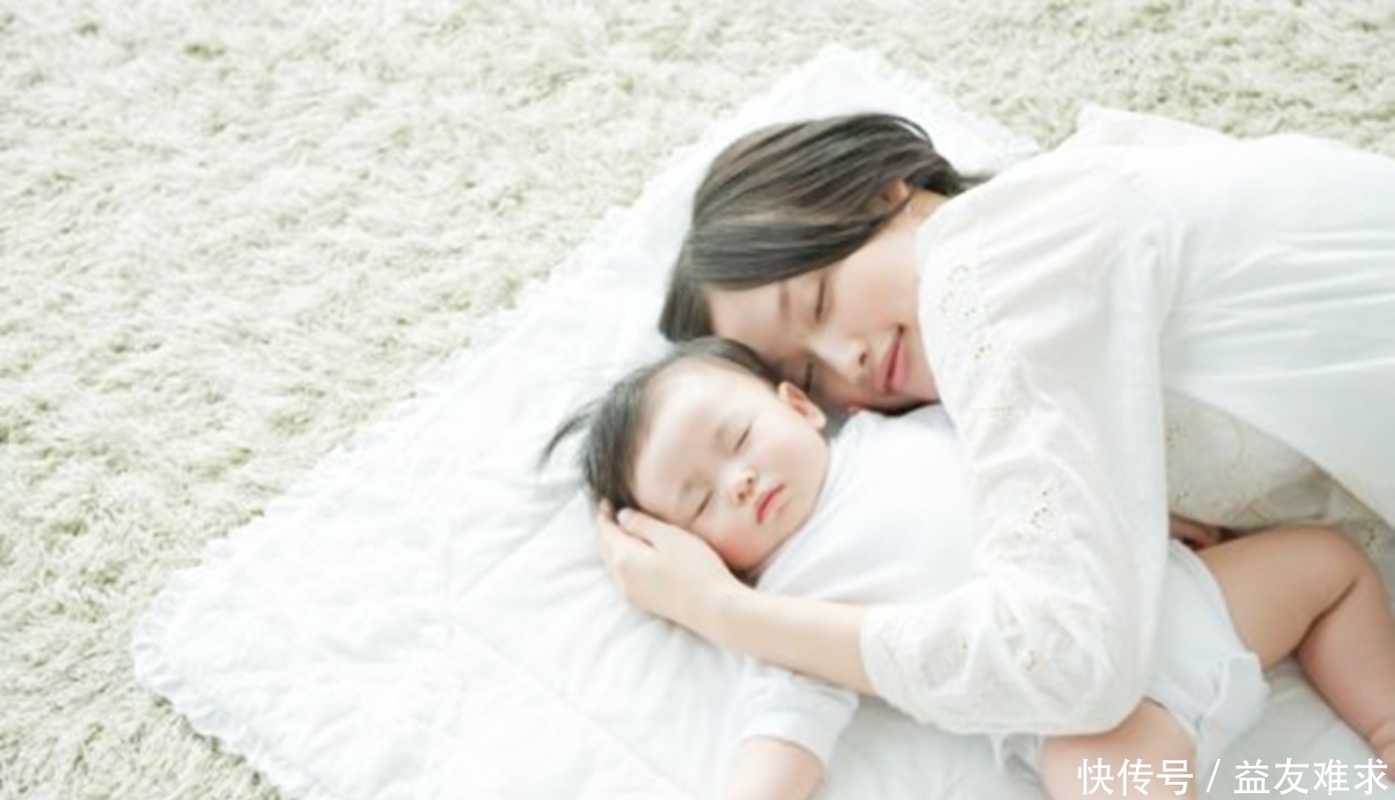 “人之初,心眼多”,科学研究证实,宝宝哭着求抱抱其实有大玄机