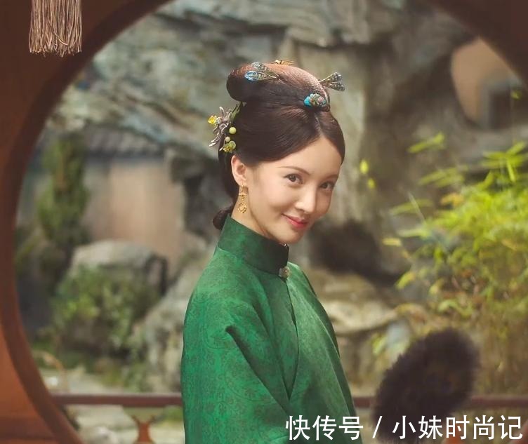 领口$金晨的美真是惊艳了,古装造型毫无违和感,红装更有气质