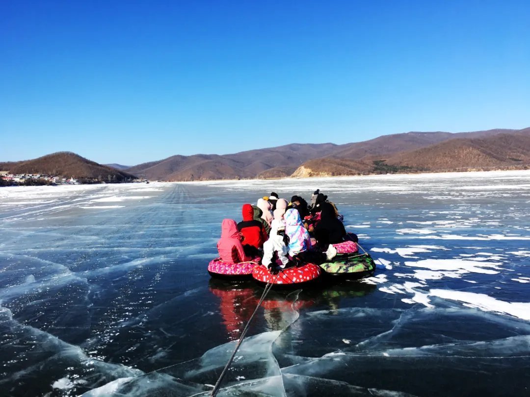 林海雪原|穿林海，跨雪原，走进梦幻雪山，挑战镜泊湖蓝冰徒步