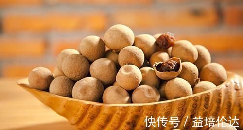 鱼肚|胃靠三分治七分养，胃不好的人，吃对这6种食物，胃病好得快