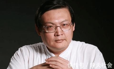 新闻观察|所有节目停播,从当红央视主持到被迫退圈,梁宏达到底得罪了谁