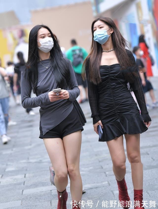 性感 鲜艳明媚红色小靴子搭配黑色系服装,性感什么,时尚亮眼!