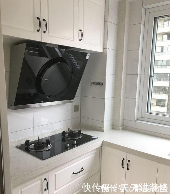 客餐厅|新房为省钱不做吊顶，没想到多打柜子却被亲戚点赞，忍不住晒晒