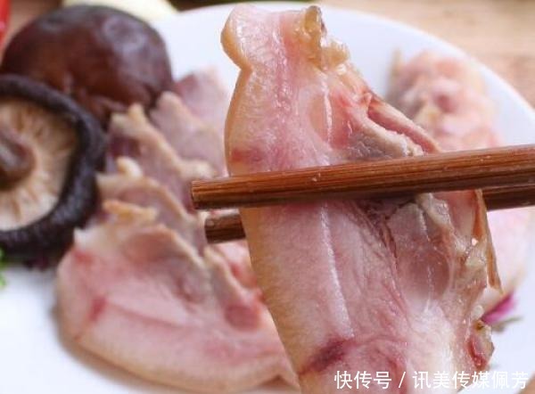 卤猪头肉的全部秘方和流程揭秘,这样卤出的猪头肉才叫香