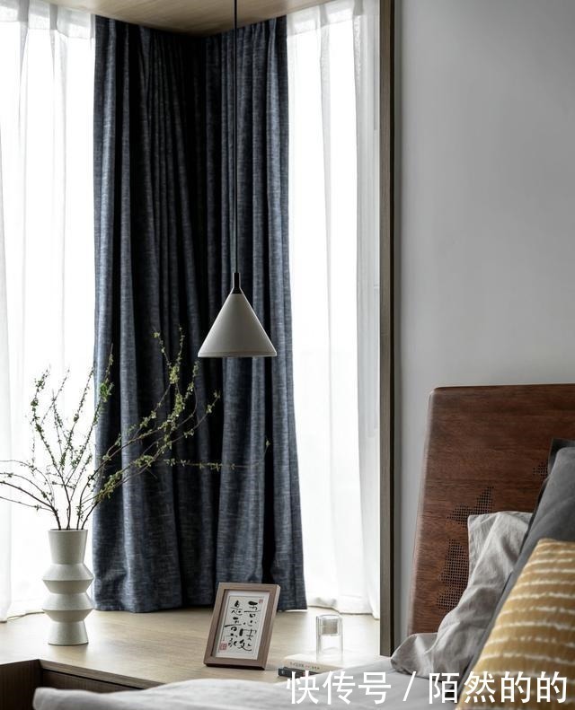 收纳|越来越多人放弃电视墙，学他家打一排柜子，美观实用两不误！聪明！