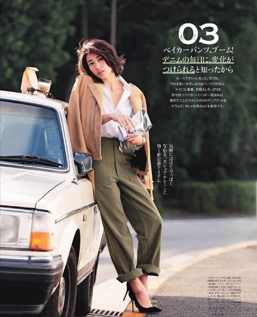 讲真，穿“花衣”就服这些50+女性！她们的色彩穿搭，气质优雅