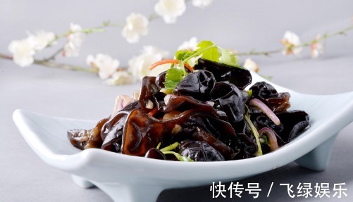 红枣|女人担心老得快,3种食物要多吃,补血又排毒,气色更年轻