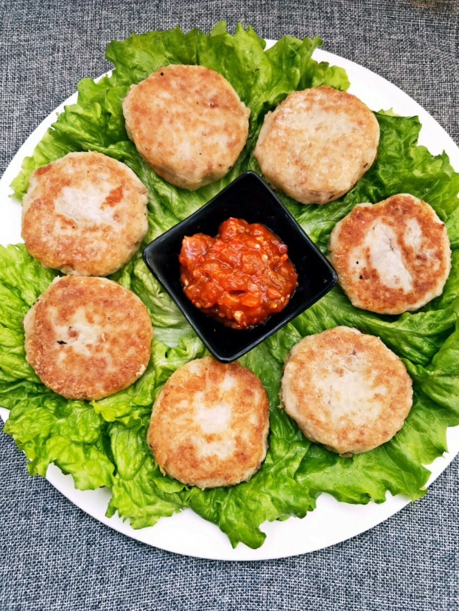 早餐只需8分钟，我家隔三差五就吃此菜，每次煎5锅不够吃