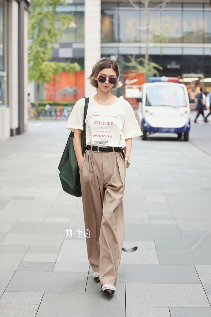 小姐姐 为时尚潮人的小姐姐告诉你,大胆勇敢的穿出时尚气质