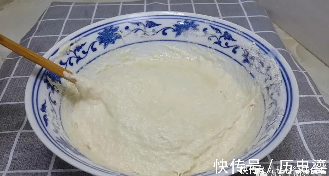 红薯馅饼|红薯别只会烤着吃了，锅里蒸一蒸，个个松软香甜，想吃都买不到