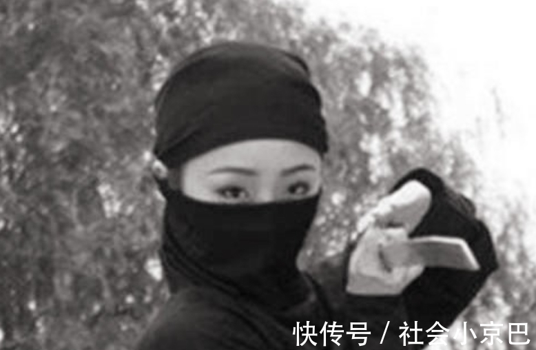 飞贼#70年代女飞贼:拜高僧为师轻功了得,却行不法之事,死时年仅24岁