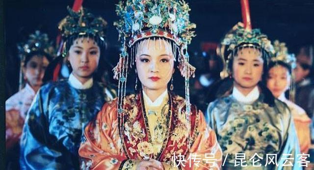 曹雪芹#红楼梦:尤氏三艳就像低配版贾府三春,曹雪芹为何这样写?