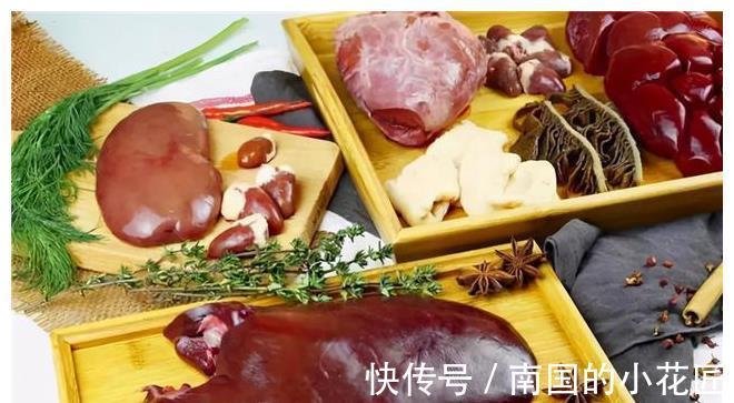 果糖|怎么吃能降尿酸?六种食物不吃,六种食物少吃,六种食物多吃