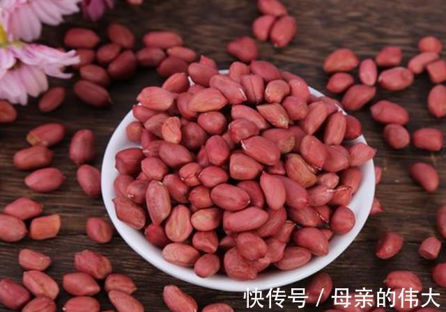 苹果|生吃花生米能养胃,是真的吗?提醒:适量吃这3物或对胃有帮助