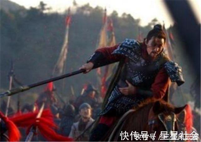 王寅!他先斩梁山4位好汉,再与梁山4将打平,最后被林冲一枪刺死