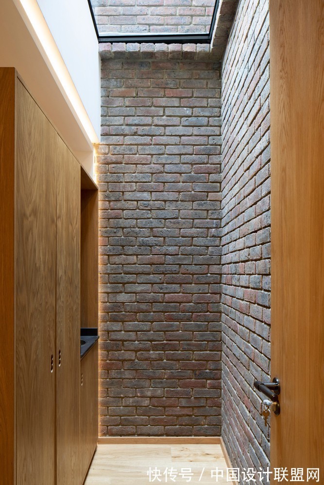 现代家庭|英国历史悠久的砖住宅改造