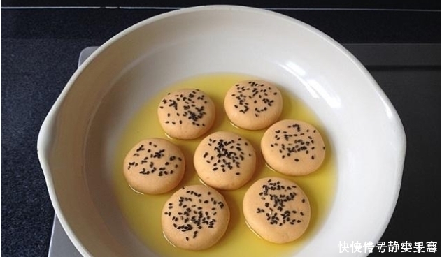 红薯怎么做才好吃，让大厨教你秘诀，内嫩外酥，家人都爱吃