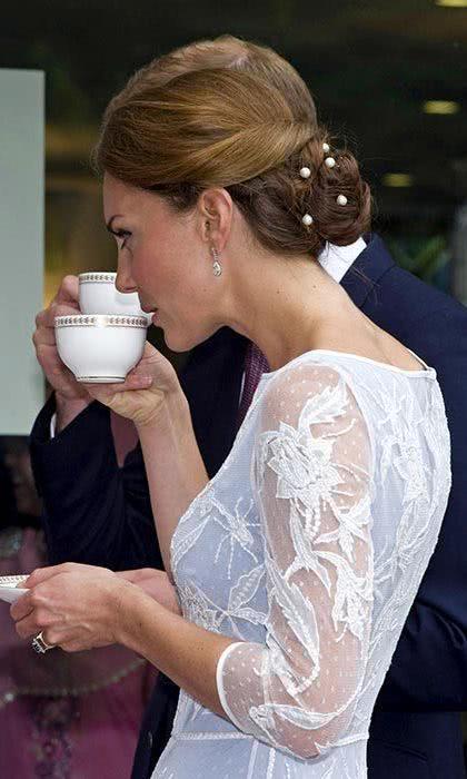 凯特 王妃的发型有多重要凯特的头发永远整齐,梅根的头发总是凌乱