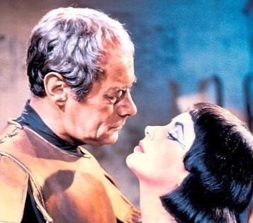 罗马帝国|一个试图使埃及逃脱罗马帝国虎口的政治牺牲品——埃及艳后