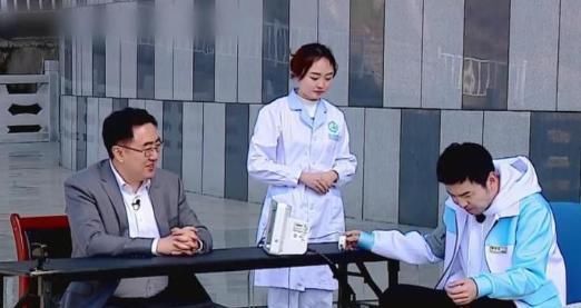 当年祸害了《极限挑战》又去祸害《奔跑吧》,观众大哥能消停会不