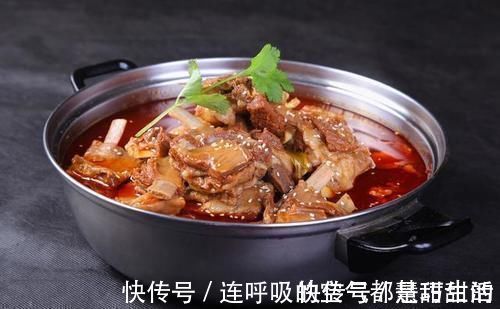 买羊肉,山羊和绵羊哪个肉好?口感差别大,记住只选对的不买错的