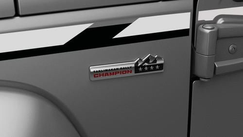 t限量2021台,全新一代BJ40环塔冠军版限量版为啥“一车难抢”?