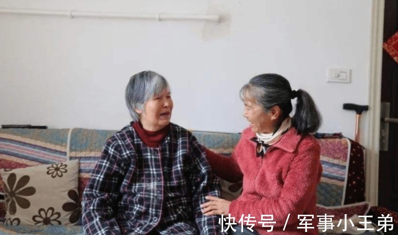 棋牌室|为什么说老年人不要去棋牌室?63岁大妈哭诉:家差点没了