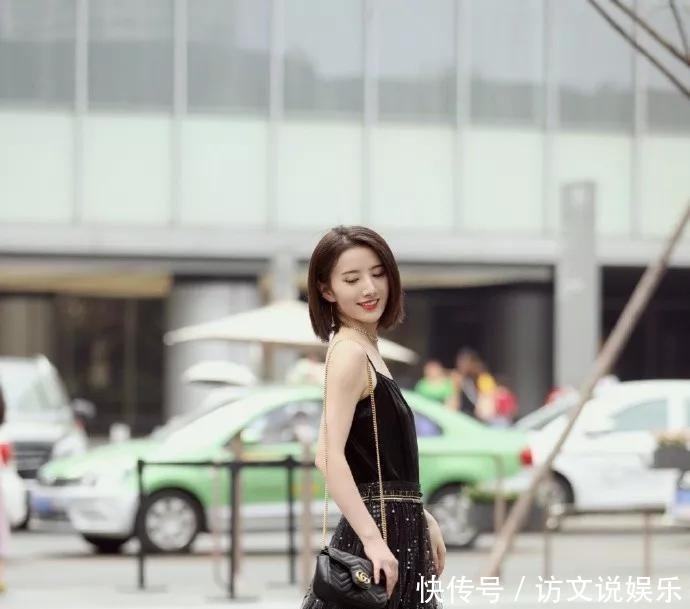 时尚|街拍时尚高跟鞋魅力时尚,穿出都市女性的成熟与气质